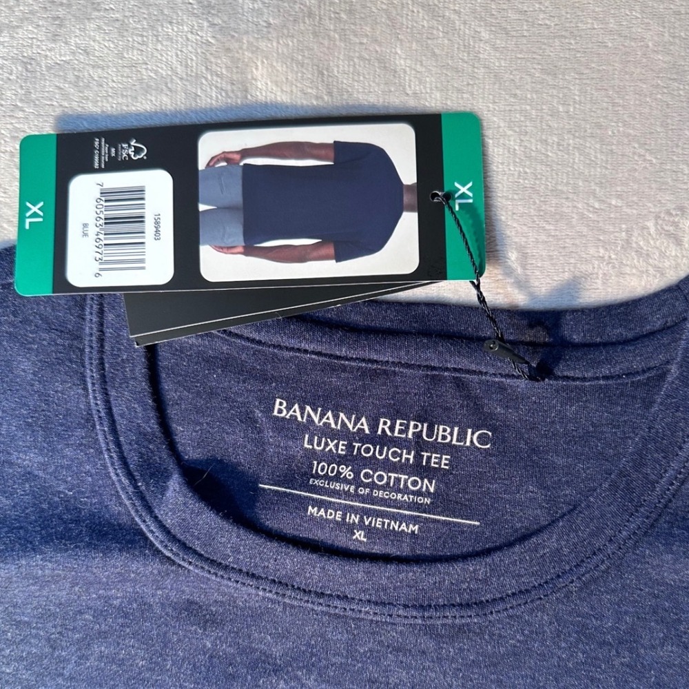 Banana Republic Luxe Touch Tee Mens XL Blue Short Sleeve 100% Cotton Shirt NWT